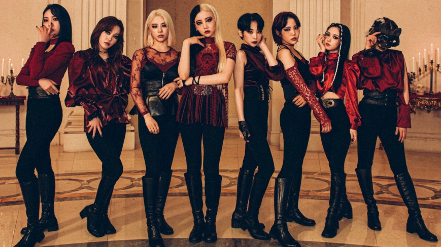 Pink Fantasy chama todas as roqueiras tropicais pra baterem peruca com Poison