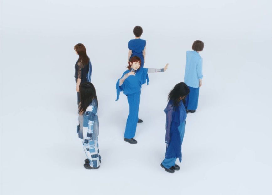 ExWHYZ é um grupo do submundo do jpop que lançou Wanna Dance, um potencial jam da blogosfera fundo de quintal