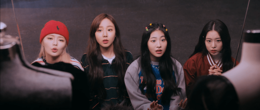 Em Cupid, o FIFTY FIFTY continua provando pros grupos da atualidade que menos é sempre mais