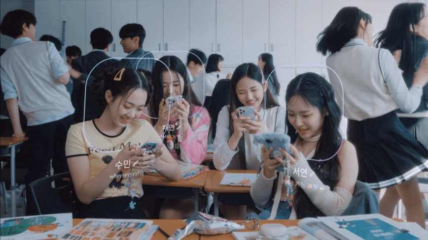 Impopularidade de Jaden Jeong na indústria faz com que o +(KR)ystal Eyes se torne um grupo foragido, mas pelo menos Cherry Talk é bem simpática